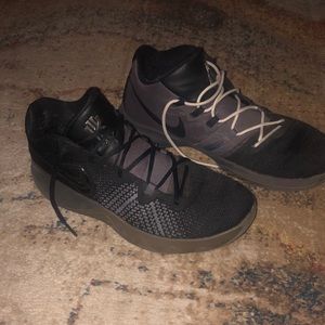 Nike zoom men size 10s